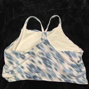 Old Navy Power Soft Tank with built in shelf bra
